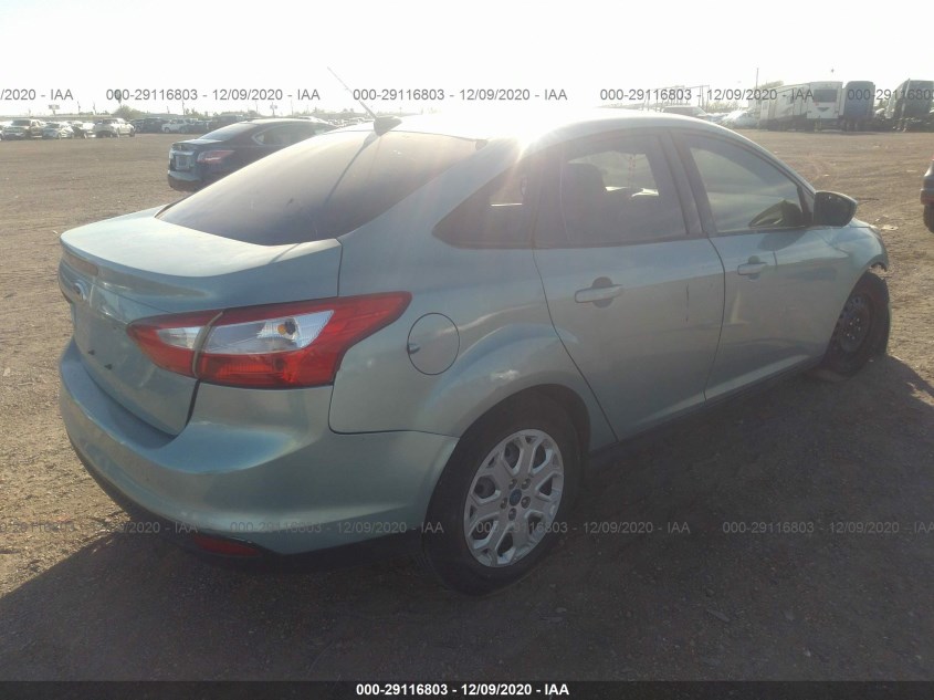 FORD FOCUS 1FAHP3F27CL235657