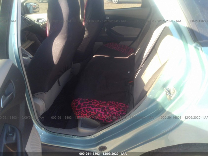 FORD FOCUS 1FAHP3F27CL235657