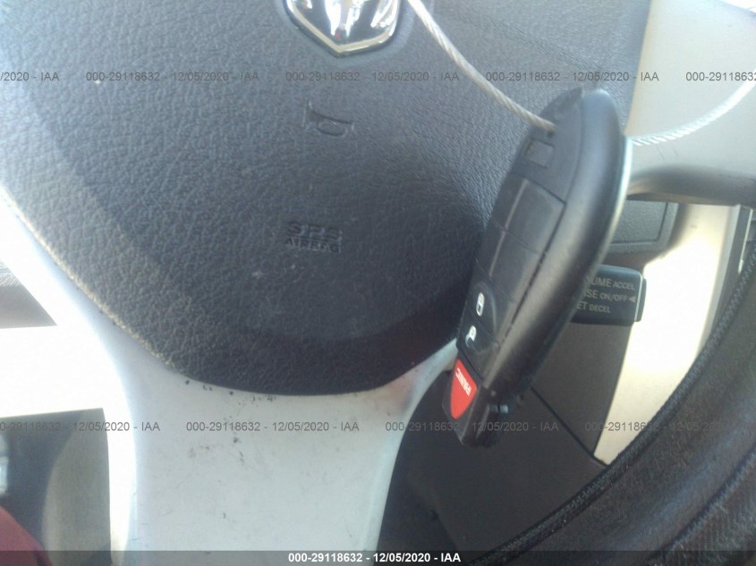 DODGE GRAND CARAVAN 2D4RN4DE8AR307626