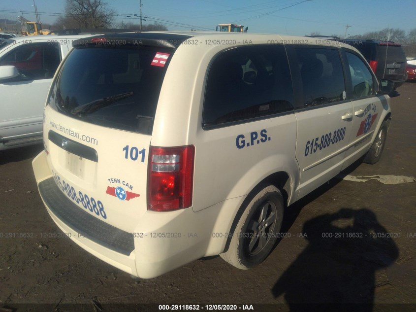 DODGE GRAND CARAVAN 2D4RN4DE8AR307626