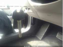 HYUNDAI ELANTRA KMHD74LF0HU096992