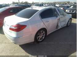 HYUNDAI GENESIS KMHGC4DD8CU154958
