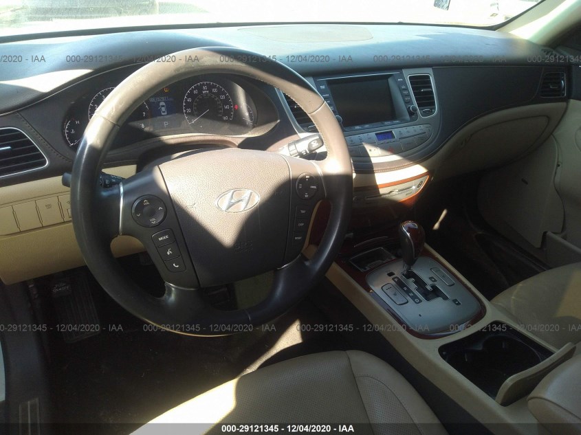 HYUNDAI GENESIS KMHGC4DD8CU154958