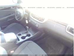 KIA SORENTO 5XYPG4A53JG389255