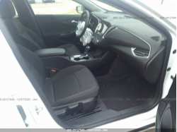 CHEVROLET MALIBU 1G1ZB5ST7KF183833