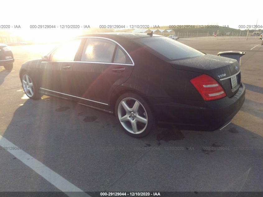MERCEDES-BENZ S-CLASS WDDNG7DB3DA522715