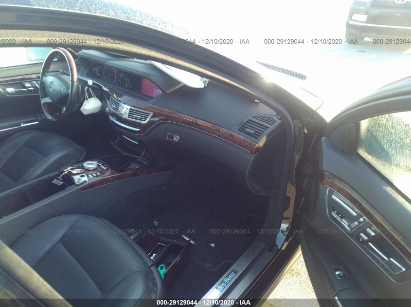 MERCEDES-BENZ S-CLASS WDDNG7DB3DA522715