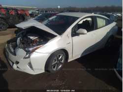 TOYOTA PRIUS JTDKARFU4G3515287