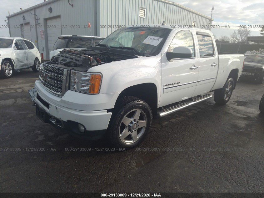 GMC SIERRA 2500HD 1GT125C88BF202419