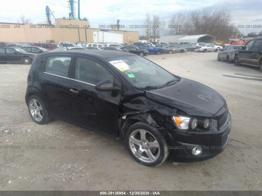 CHEVROLET SONIC 1G1JE6SH8C4116015