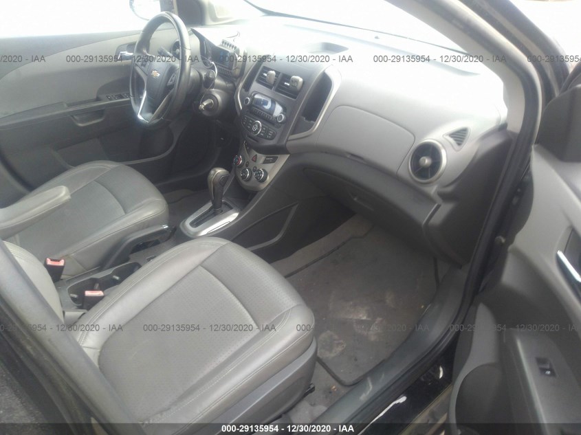 CHEVROLET SONIC 1G1JE6SH8C4116015