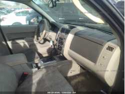 FORD ESCAPE 1FMCU0D76BKB33857