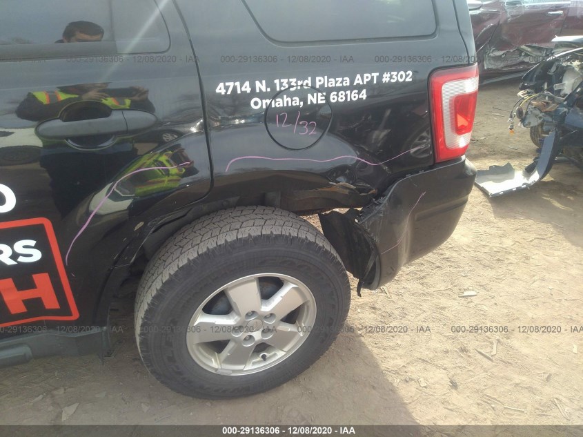 FORD ESCAPE 1FMCU0D76BKB33857