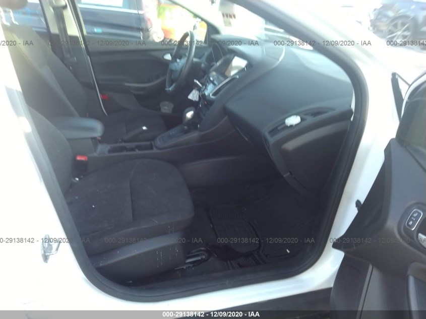 FORD FOCUS 1FADP3H24HL294569
