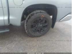 TOYOTA TUNDRA 4WD 5TFDW5F19JX759381