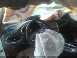 CHEVROLET MALIBU 1G1ZD5ST4JF224850