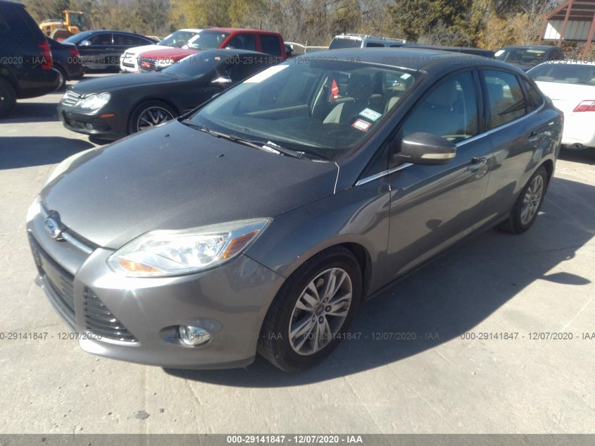 FORD FOCUS 1FAHP3H28CL324800