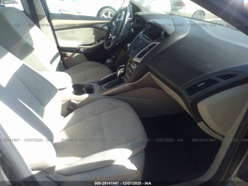 FORD FOCUS 1FAHP3H28CL324800
