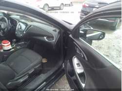 CHEVROLET MALIBU 1G1ZD5ST2LF056659