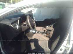 TOYOTA COROLLA 5YFBURHE4JP839626
