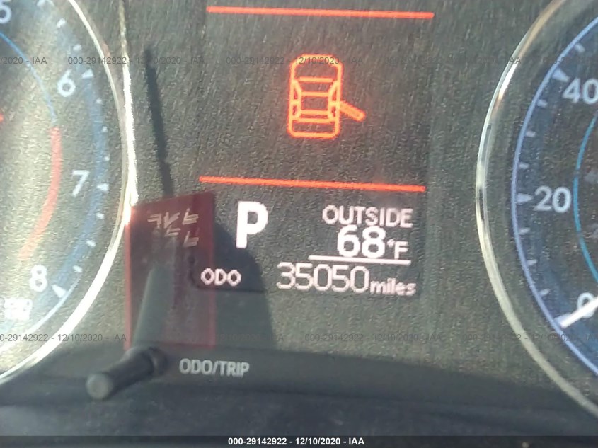 TOYOTA COROLLA 5YFBURHE4JP839626
