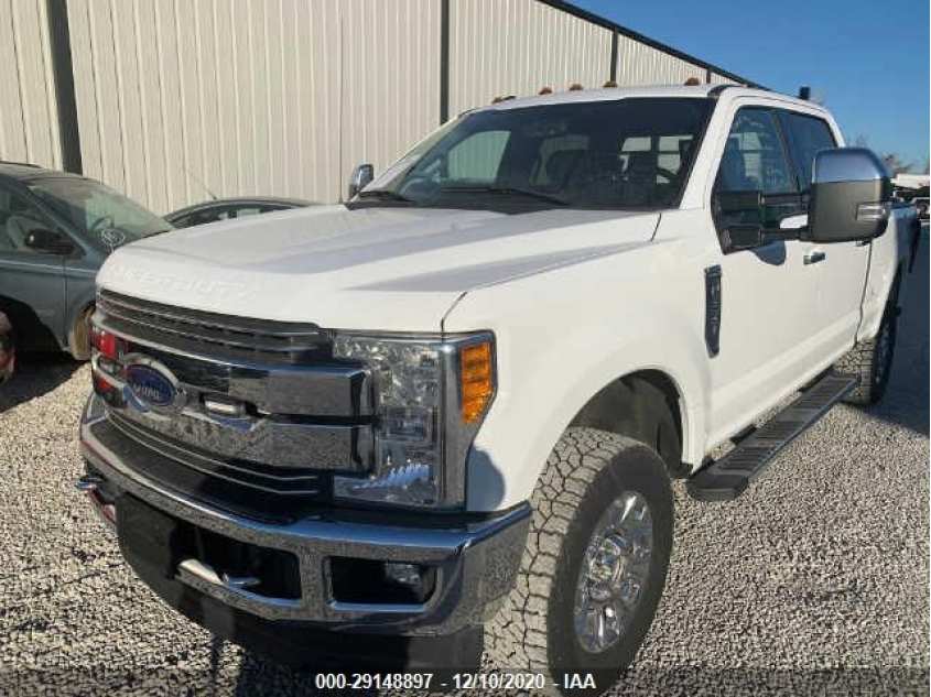 FORD SUPER DUTY F-250 SRW 1FT7W2B68HEF15806