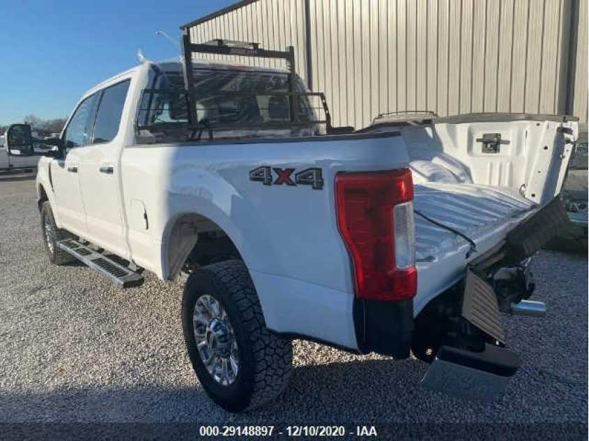 FORD SUPER DUTY F-250 SRW 1FT7W2B68HEF15806