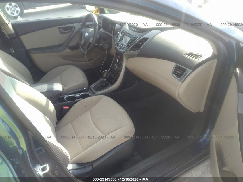 HYUNDAI ELANTRA KMHDH4AE6EU151867