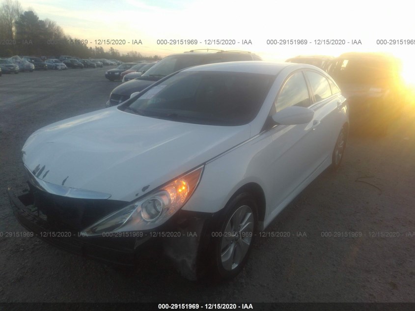 HYUNDAI SONATA 5NPEB4AC9EH819597