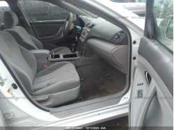 TOYOTA CAMRY 4T1BF3EK9BU629525