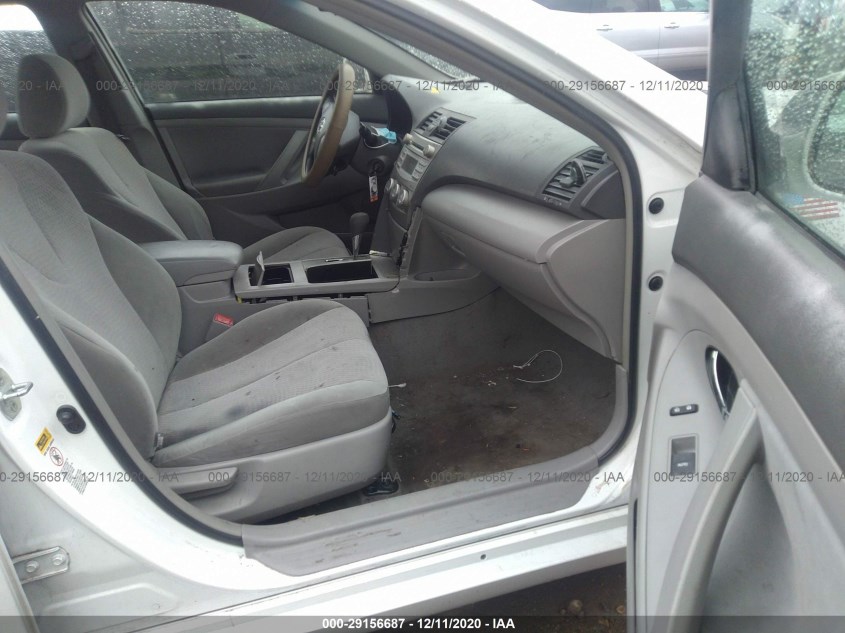 TOYOTA CAMRY 4T1BF3EK9BU629525