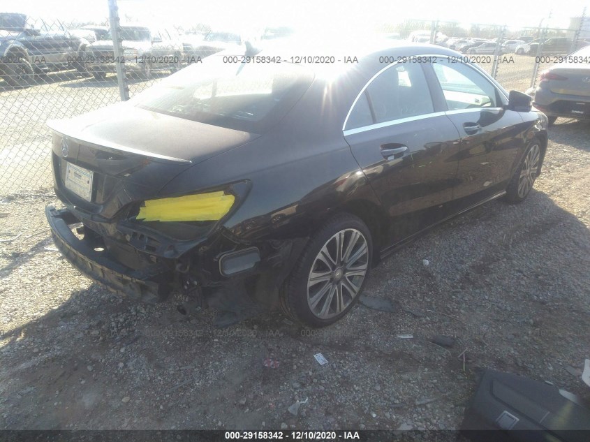 MERCEDES-BENZ CLA WDDSJ4EB9HN458535