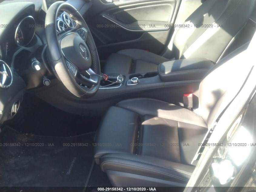 MERCEDES-BENZ CLA WDDSJ4EB9HN458535