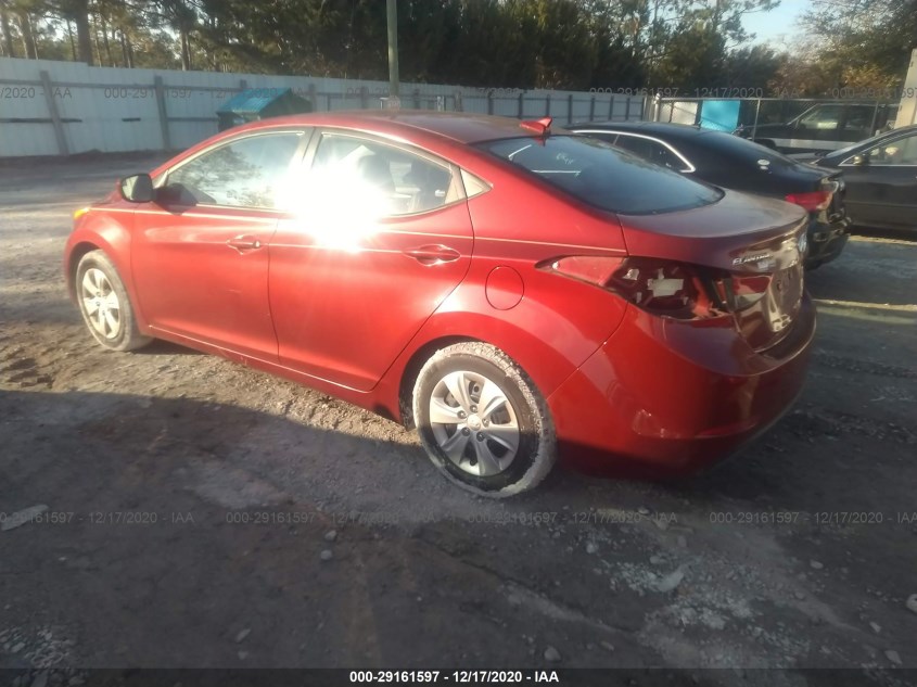 HYUNDAI ELANTRA 5NPDH4AE0GH774144