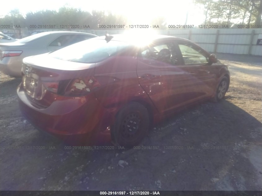 HYUNDAI ELANTRA 5NPDH4AE0GH774144