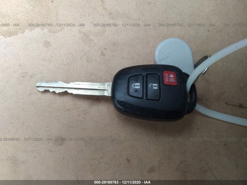 TOYOTA RAV4 2T3WFREV5JW468921