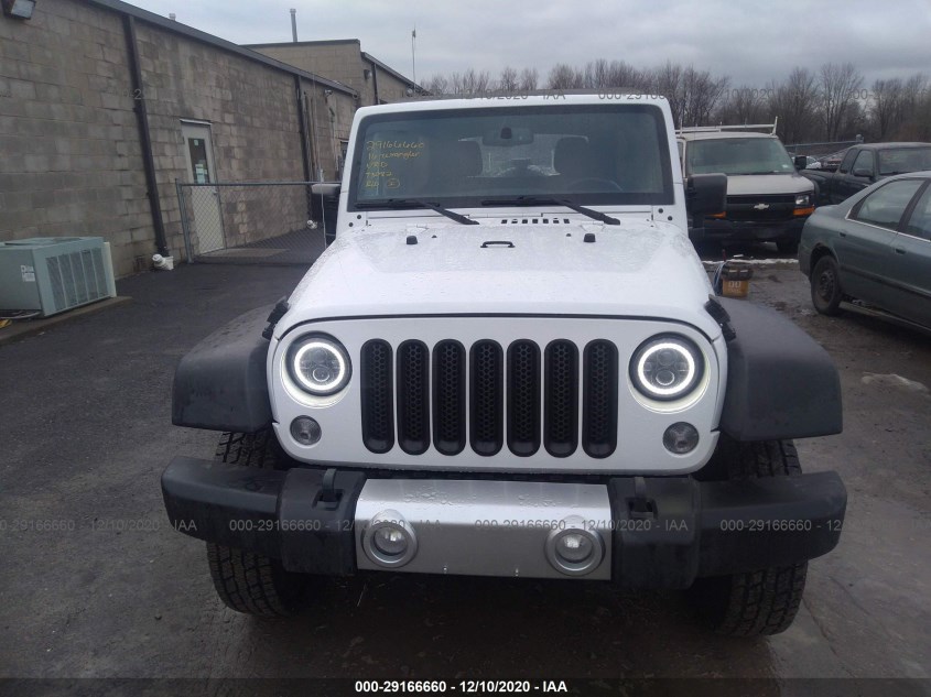 JEEP WRANGLER UNLIMITED 1C4BJWEG9GL347365