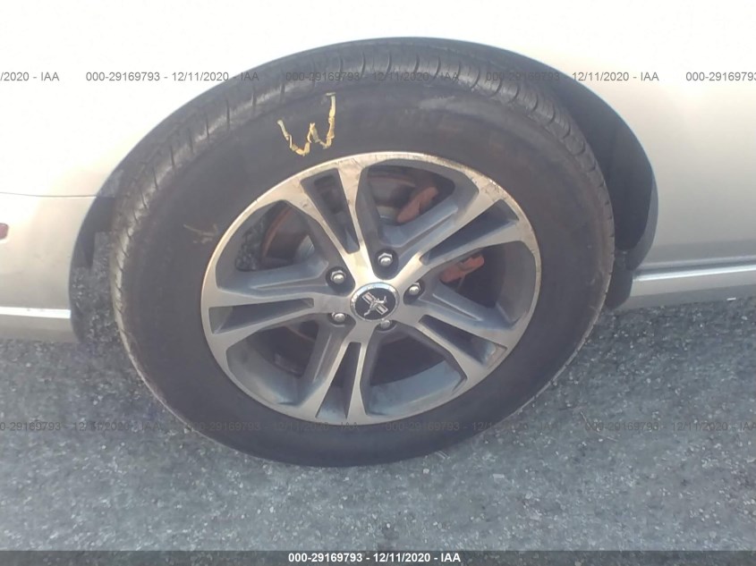 FORD MUSTANG 1ZVBP8EM5D5229861