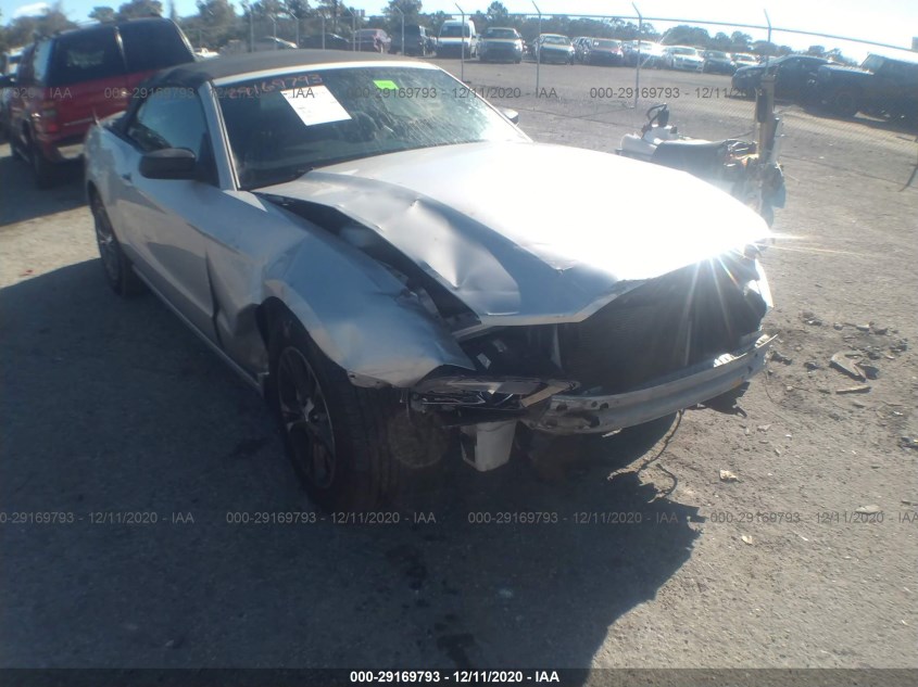 FORD MUSTANG 1ZVBP8EM5D5229861