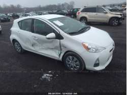TOYOTA PRIUS C JTDKDTB3XC1512241