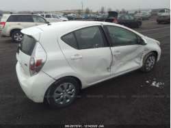 TOYOTA PRIUS C JTDKDTB3XC1512241
