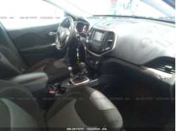 JEEP CHEROKEE 1C4PJMCS3EW229776