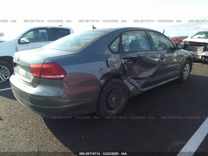 VOLKSWAGEN PASSAT 1VWAP7A3XDC073105