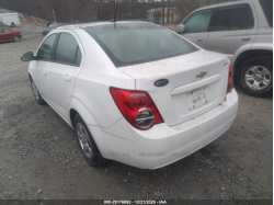 CHEVROLET SONIC 1G1JB5SH8E4231686