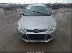 FORD FOCUS 1FAHP3F2XCL161196