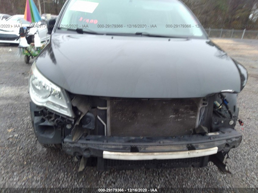 VOLKSWAGEN ROUTAN 2C4RVABG0CR240524