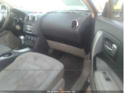 NISSAN ROGUE JN8AS5MVXDW640757