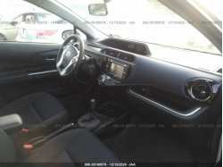 TOYOTA PRIUS C JTDKDTB32G1134017