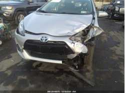 TOYOTA PRIUS C JTDKDTB32G1134017
