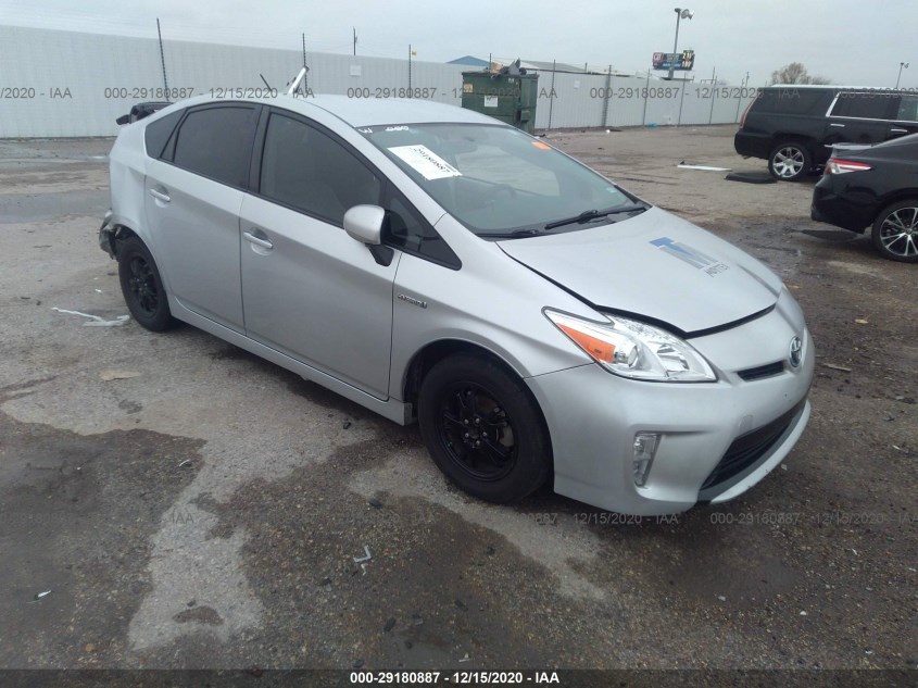 TOYOTA PRIUS JTDKN3DUXD5628777